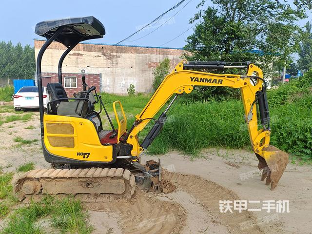 整机右后45°(整机外观) 整机右后45°(整机外观)