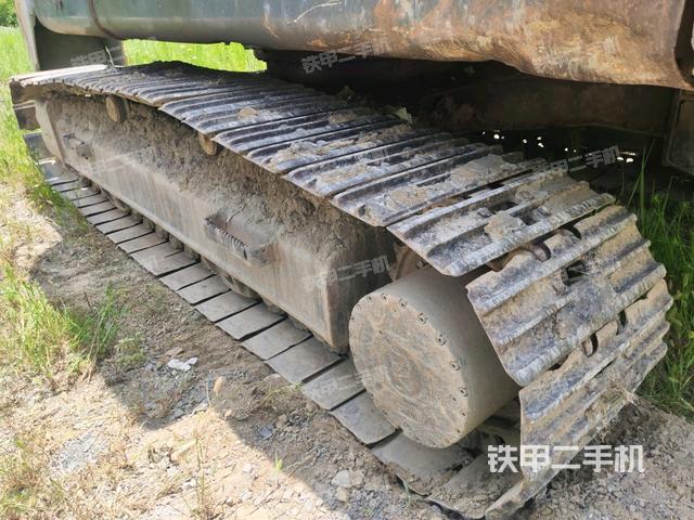 左侧履带整体 (行走机构) 左侧履带整体 (行走机构)
