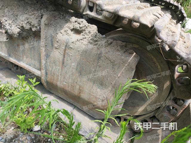 右导向轮(行走机构) 右导向轮(行走机构)