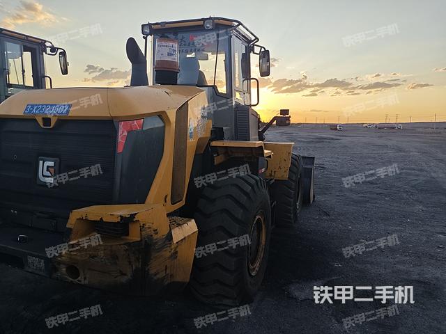 整機(jī)右后45°（整機(jī)外觀及大件）