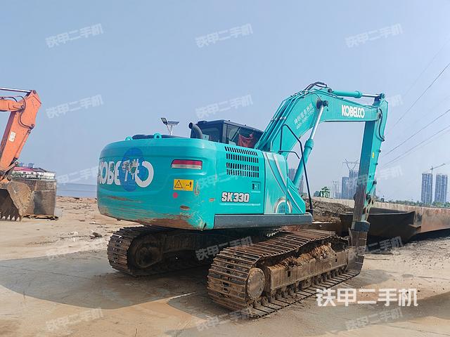 整机右后45°（整机外观）