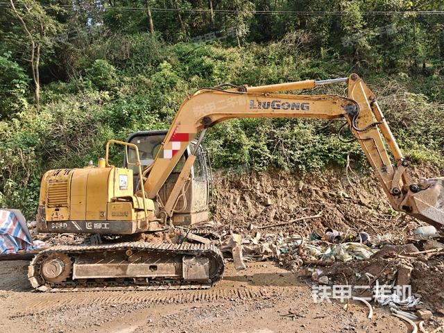 右前45(整機外觀) 右前45(整機外觀)