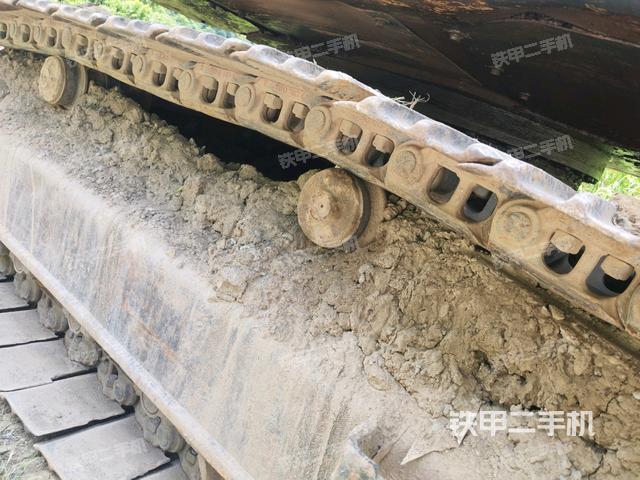 左侧行走马达盖板(行走机构) 左侧行走马达盖板(行走机构)