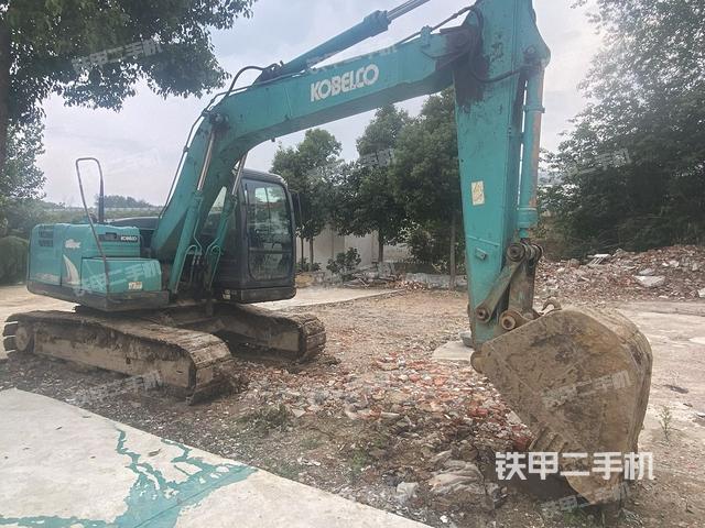 神鋼SK140LC-8挖掘機(jī)
