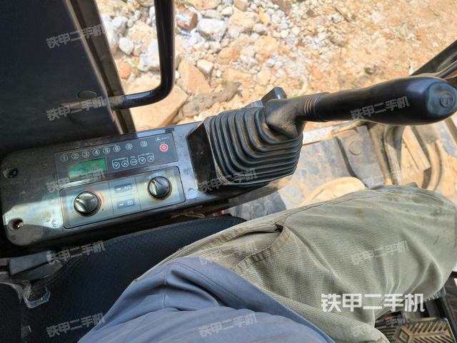 小时表(驾驶室部分) 小时表(驾驶室部分)