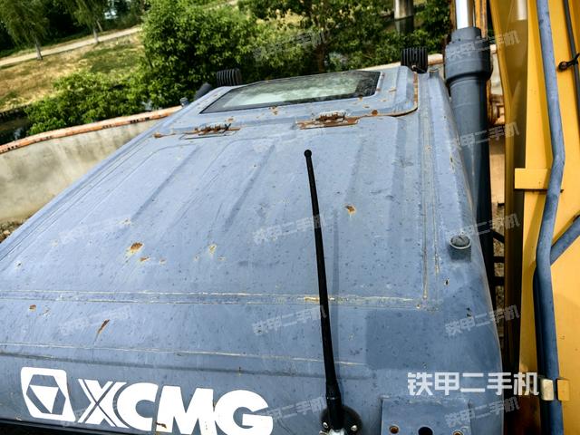 驾驶室顶部俯视(上车部件) 驾驶室顶部俯视(上车部件)