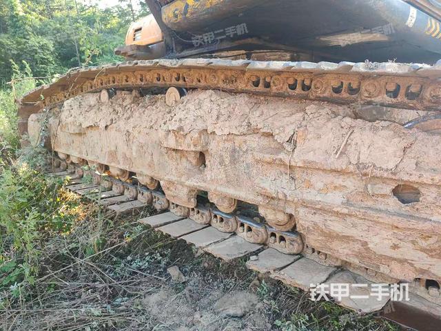 單側(cè)履帶整體（整機(jī)外觀）