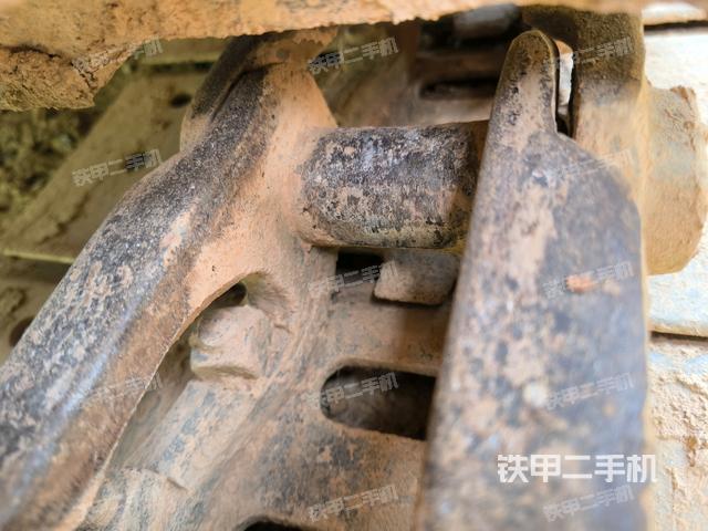 右侧履带整体 (行走机构) 右侧履带整体 (行走机构)