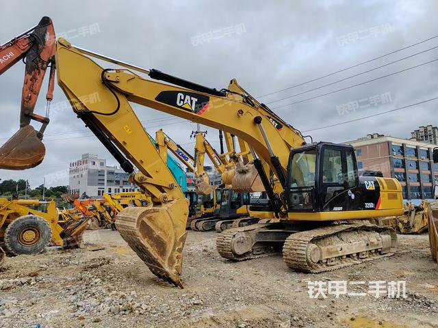 卡特彼勒324D挖掘機