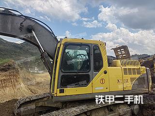 沃尔沃EC210B挖掘机实拍图片