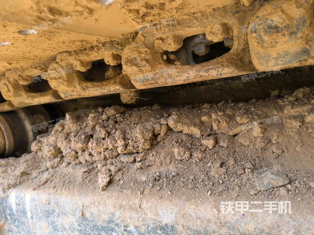 左侧履带整体 (行走机构) 左侧履带整体 (行走机构)