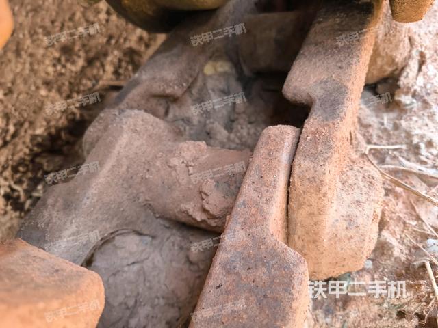 左導(dǎo)向輪(行走機構(gòu)) 左導(dǎo)向輪(行走機構(gòu))
