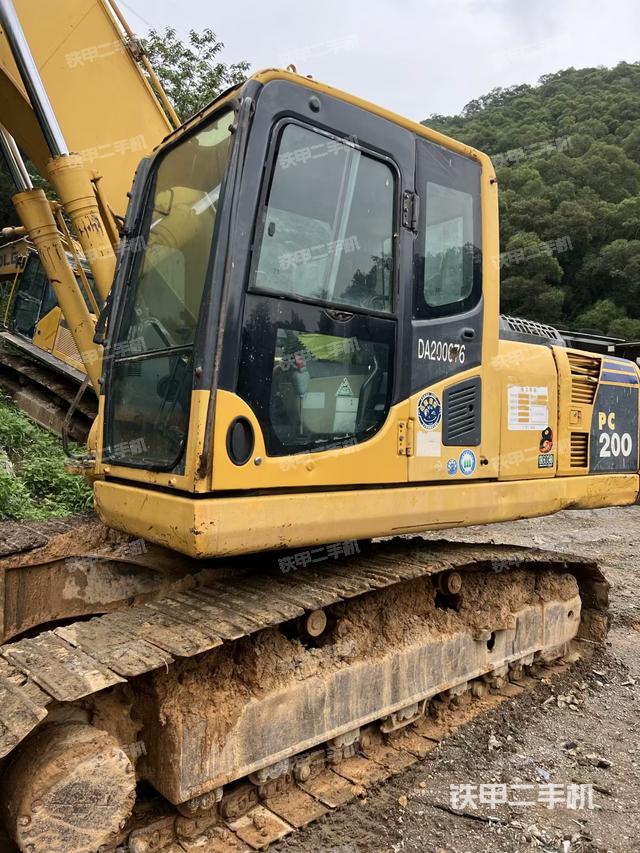 驾驶室整体（整机外观）