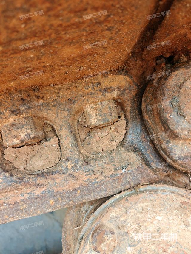 左托鏈輪和鏈筋(行走機(jī)構(gòu)) 左托鏈輪和鏈筋(行走機(jī)構(gòu))