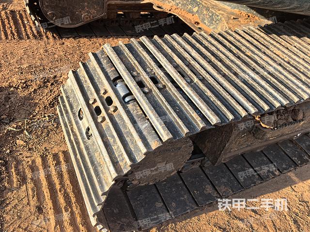 单侧履带整体（整机外观）