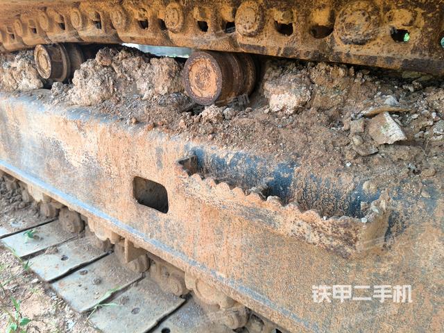 右側行走馬達蓋板(行走機構) 右側行走馬達蓋板(行走機構)