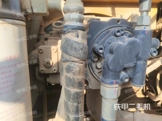 液壓泵斜45?左(大件艙室) 液壓泵斜45?左(大件艙室)
