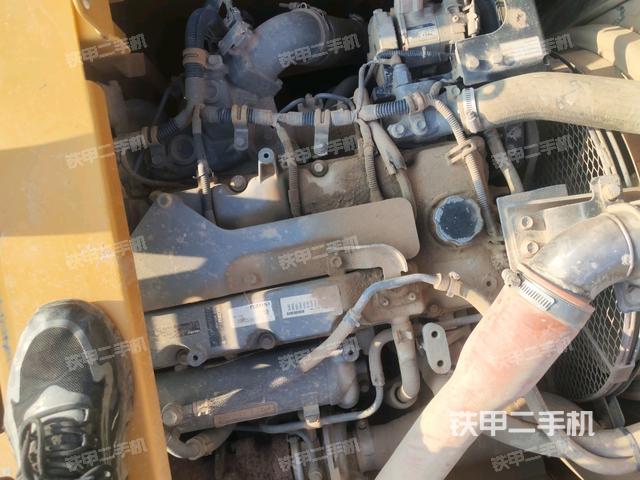 發(fā)動機(jī)室(上車部件) 發(fā)動機(jī)室(上車部件)