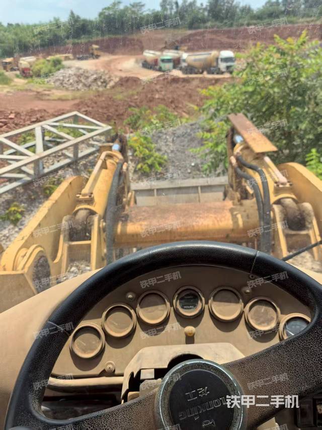 驾驶室操作台（整机外观及大件）