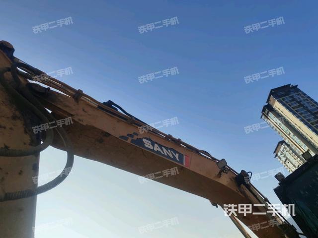 大臂整體?右側(cè)(工作和回轉(zhuǎn)裝置) 大臂整體?右側(cè)(工作和回轉(zhuǎn)裝置)