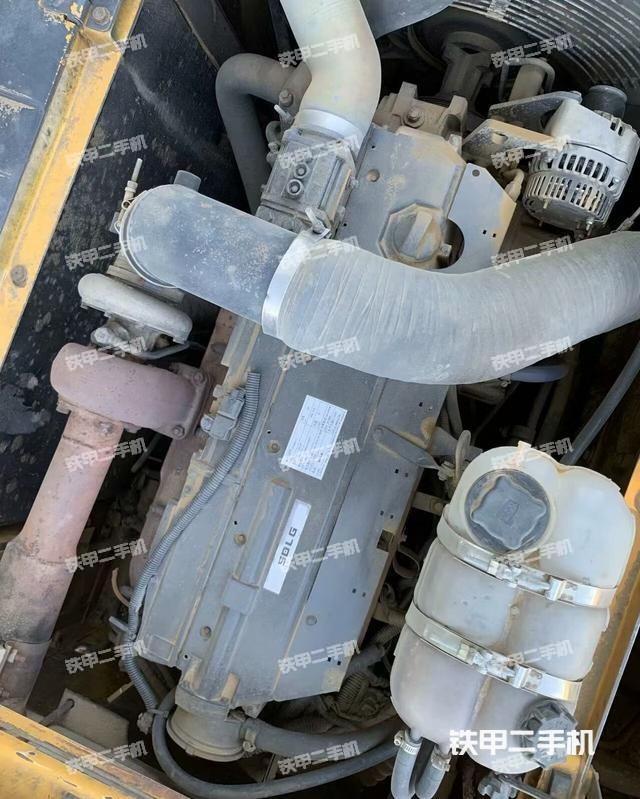 發(fā)動機整體俯視（整機外觀）