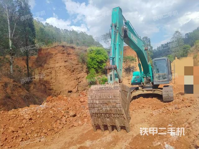 神鋼SK260LC-10挖掘機(jī)