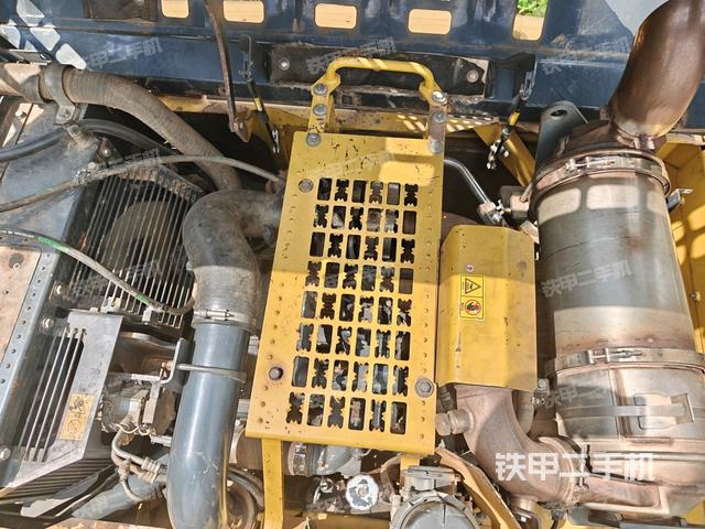 發(fā)動(dòng)機(jī)室(上車(chē)部件) 發(fā)動(dòng)機(jī)室(上車(chē)部件)