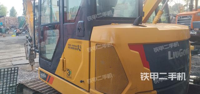 整機右后45°（整機外觀）