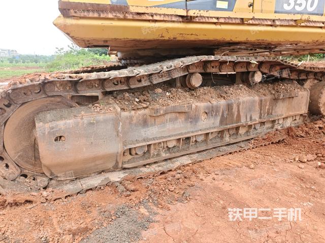 左驅(qū)動(dòng)輪(行走機(jī)構(gòu)) 左驅(qū)動(dòng)輪(行走機(jī)構(gòu))