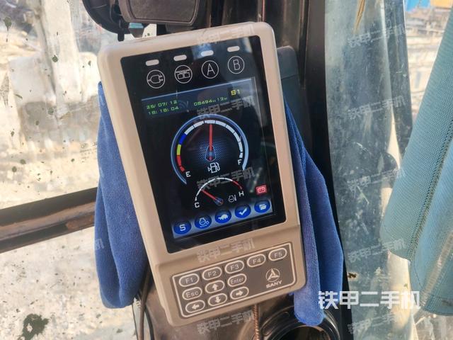 小時表(駕駛室部分) 小時表(駕駛室部分)