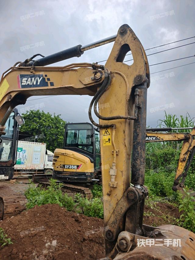 小臂整體右前（工作和回轉(zhuǎn)裝置）