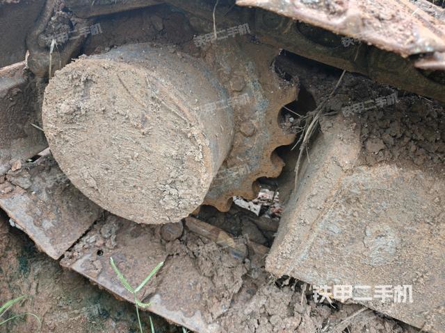 右驅(qū)動(dòng)輪（行走機(jī)構(gòu)）