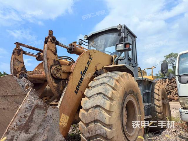 龍工LG850D裝載機(jī)