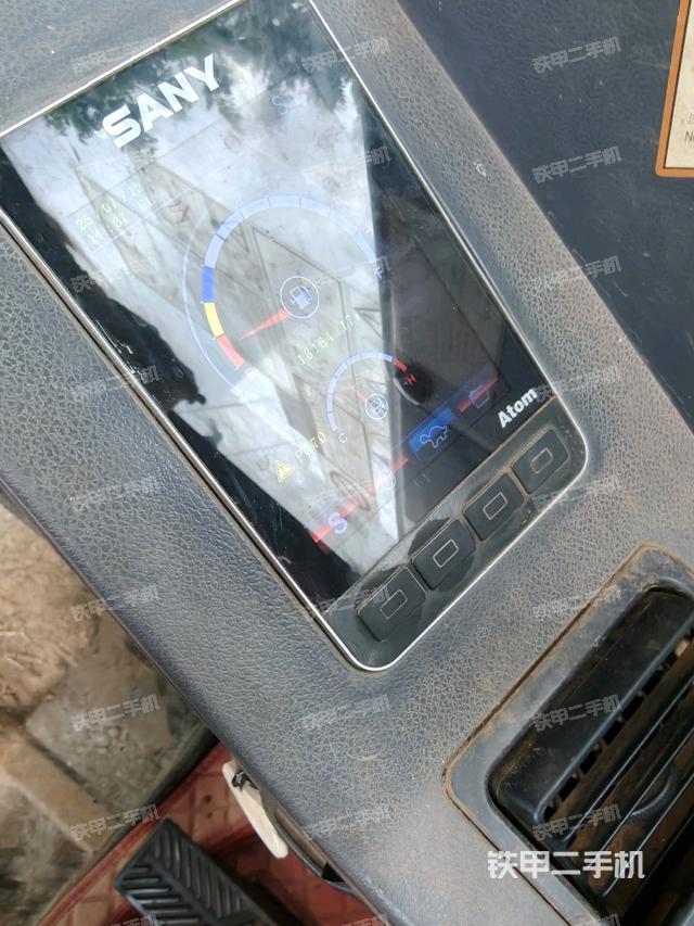 顯示屏?(駕駛室部分) 顯示屏?(駕駛室部分)