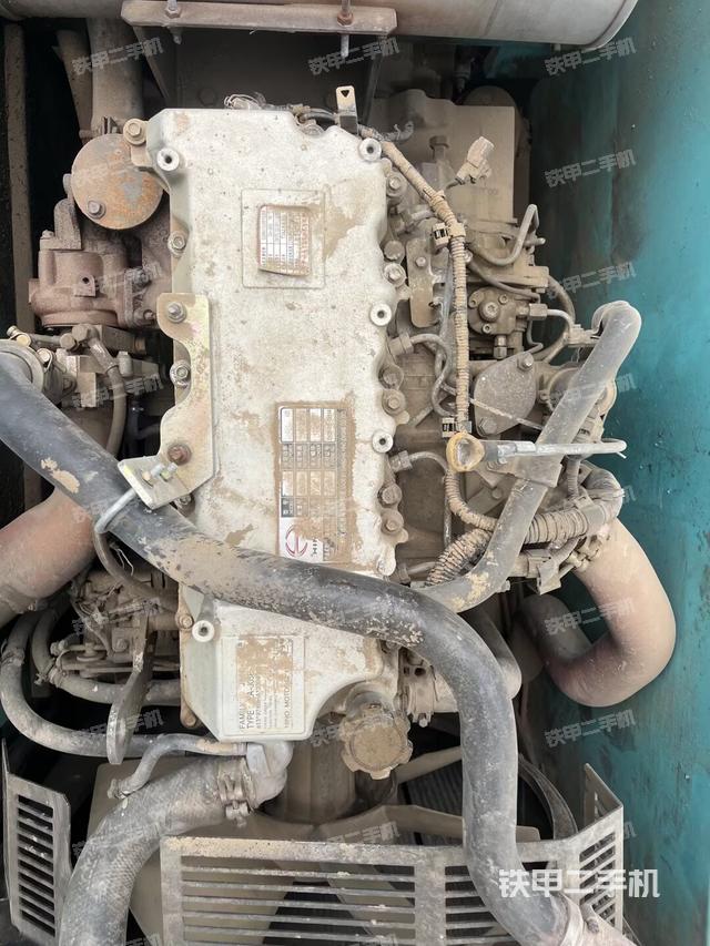 发动机整体俯视(整机外观) 发动机整体俯视(整机外观)