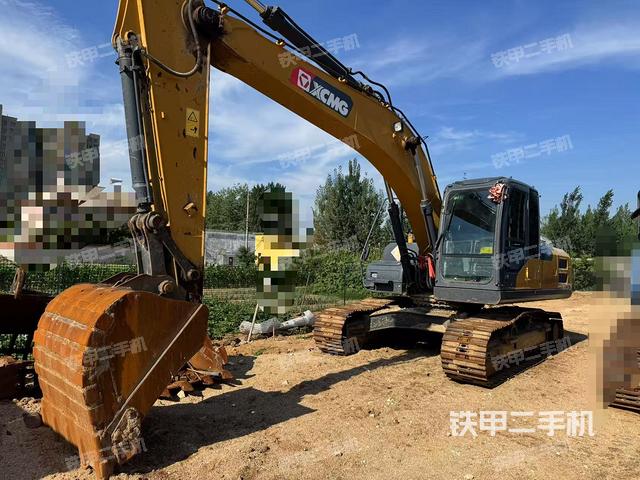 徐工XE205DA挖掘機(jī)