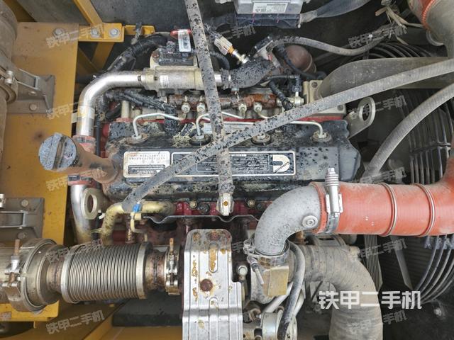 氣門室蓋螺絲特寫(上車部件) 氣門室蓋螺絲特寫(上車部件)