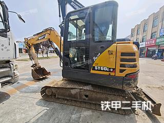 三一重工SY55C挖掘机实拍图片