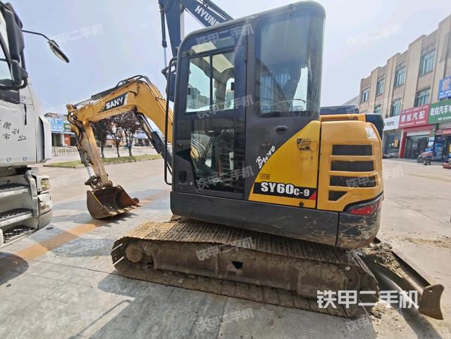 三一重工SY55C挖掘機(jī)