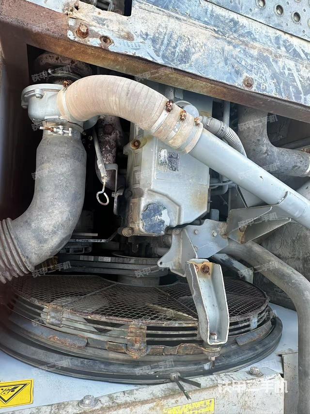 發(fā)動(dòng)機(jī)整體俯視（整機(jī)外觀）