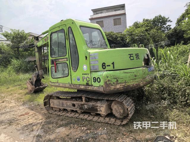 小松PC60-7E挖掘机的设备实拍-第3张实拍照片
