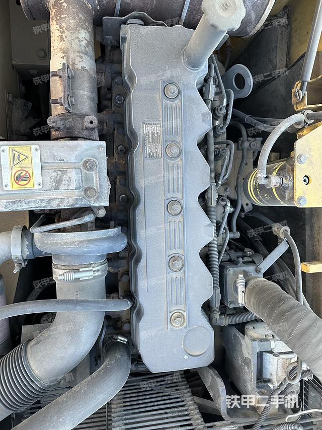 发动机整体俯视(整机外观) 发动机整体俯视(整机外观)