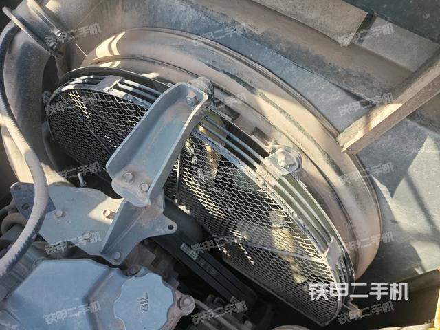 水箱+風(fēng)扇特寫(上車部件) 水箱+風(fēng)扇特寫(上車部件)