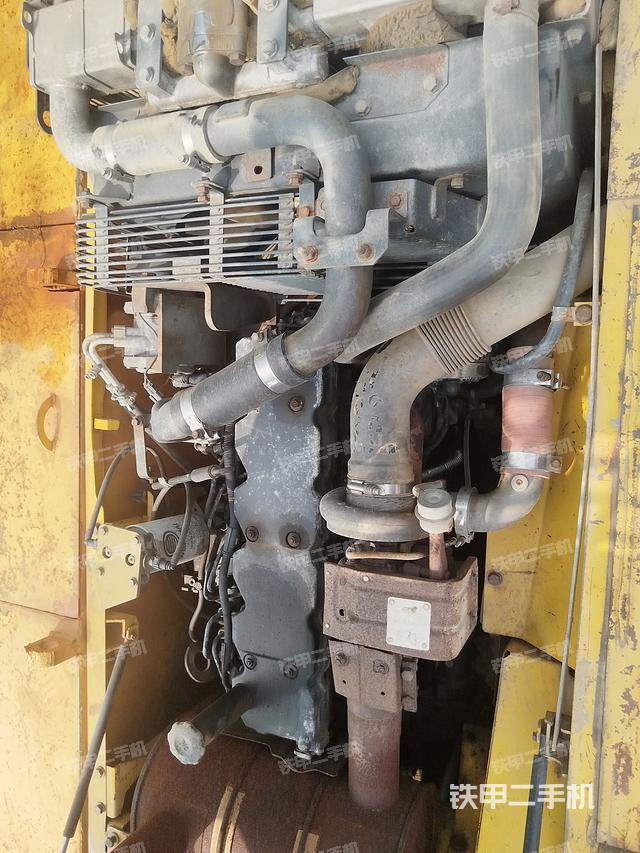 发动机整体俯视（整机外观）