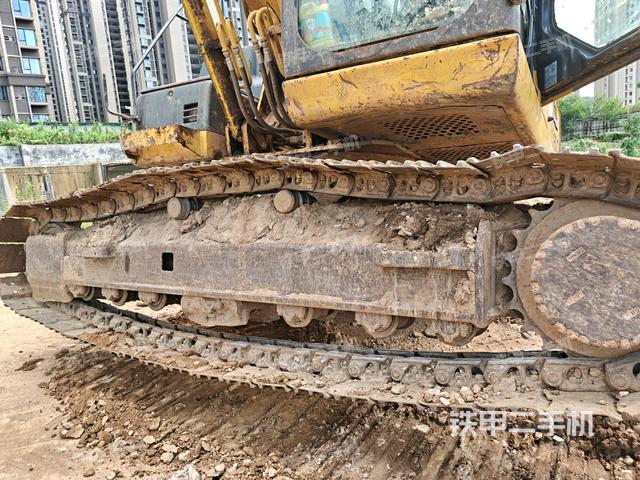 左導向輪（行走機構(gòu)）