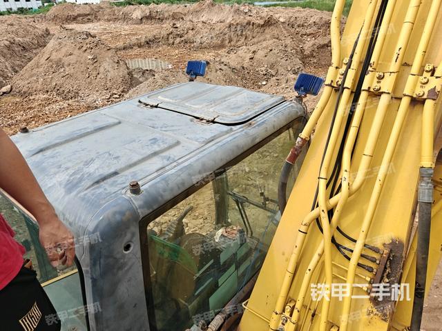 駕駛室頂部俯視（上車部件）