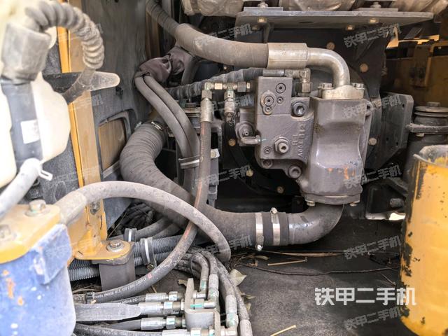 液壓泵室（大件艙室）