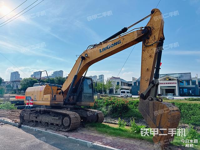 柳工CLG920E挖掘機(jī)