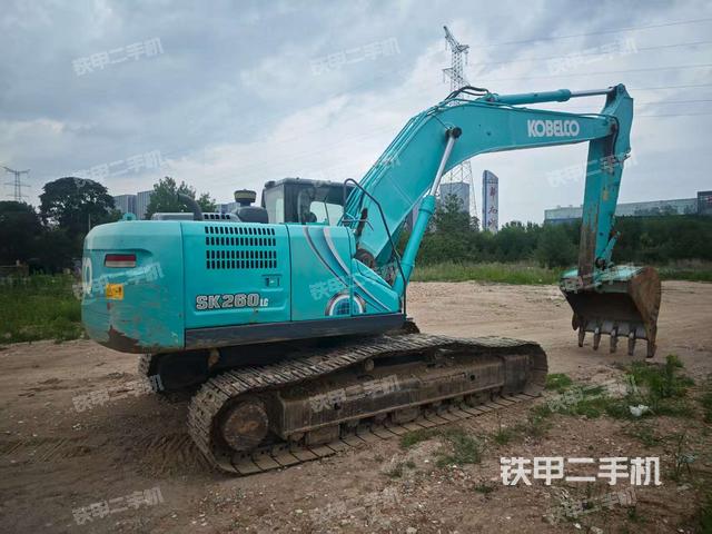 整机右后45°(整机外观) 整机右后45°(整机外观)