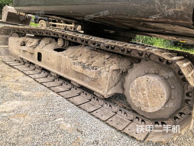 左側(cè)履帶整體?（行走機(jī)構(gòu)）